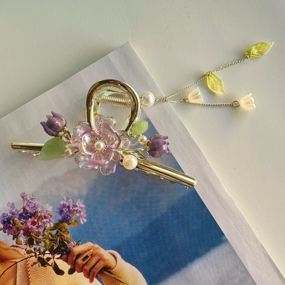 Vintage Magnolia Acrylic Flowers Gold Extra Large Claw Clip w/ Dangling Charms